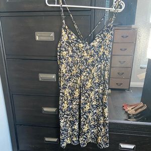 Volcom summer dress size small